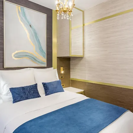Merveil - Luxury - Tour Eiffel - Laos Parijs