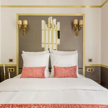 Merveil - Luxury - Tour Eiffel - Laos