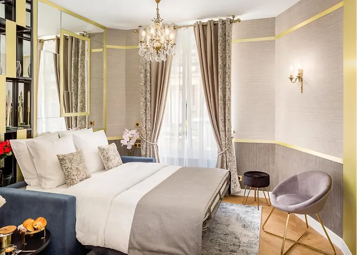 Merveil - Luxury - Tour Eiffel - Laos *
