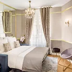 Merveil - Luxury - Tour Eiffel - Laos *